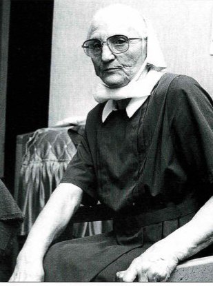 Porträtaufnahme von Schwester Irma.