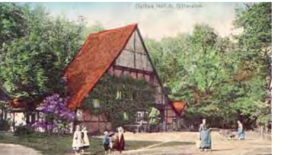 Handkolorierte Postkarte von 1910: ein Heuerlingshaus auf dem Hof Osthus mit 'Hüssen'-Kindern und zwei Heuerli