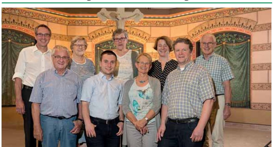 des Fördervereins-Vorstands im Jubiläumsjahr mit Pfr. Reinhard Kölsch, Adrian Büttemeier, Ute Schallenberg u.a