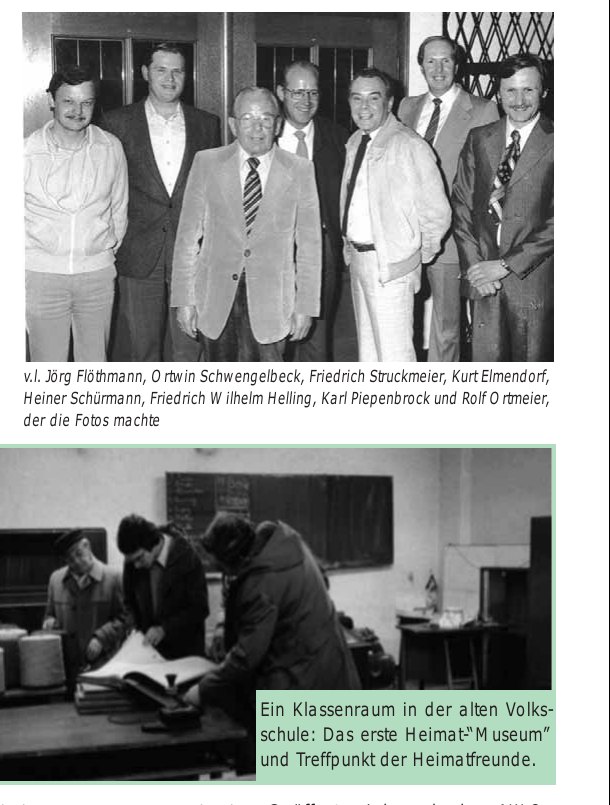 Der erste Vorstand der Heimatstube von 1982, davor ein Klassenraum der alten Volksschule als erstes Heimatmuse