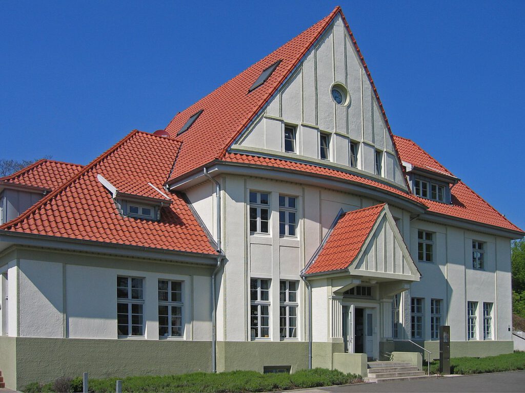 Bahnhof